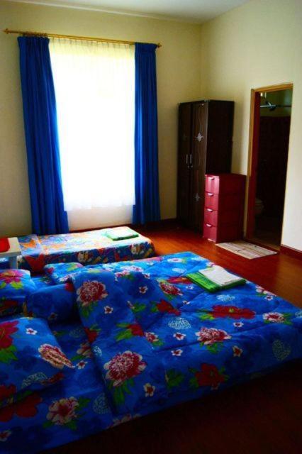 Arimbi Cibulan Suites Cisarua Room photo